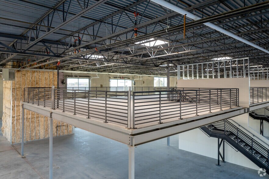 More Photos Of 199 S Taylor Ave, Louisville Research And Development For Lease