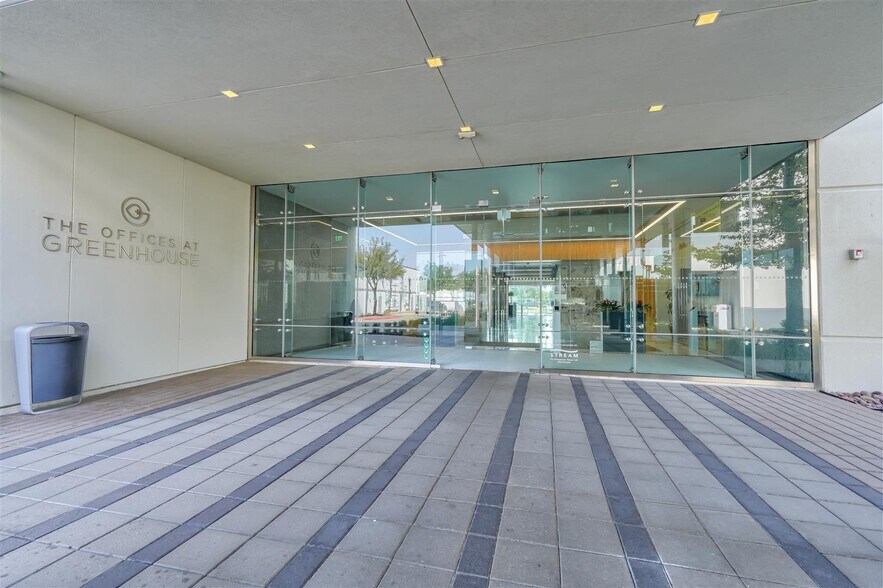 More Photos Of 19219 Katy Fwy, Houston Office For Lease