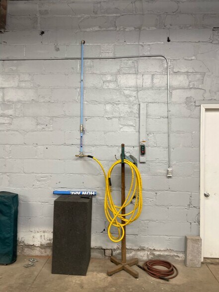 More Photos Of 1427-1431 Valley Dr, Syracuse Warehouse For Sale