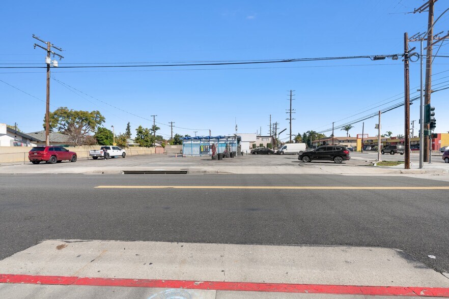 More Photos Of 12161 Downey Ave, Downey Carwash For Sale