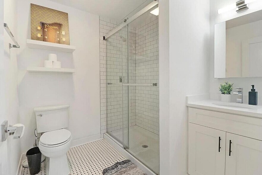 More Photos Of 1831 S Racine Ave, Chicago Apartments For Sale