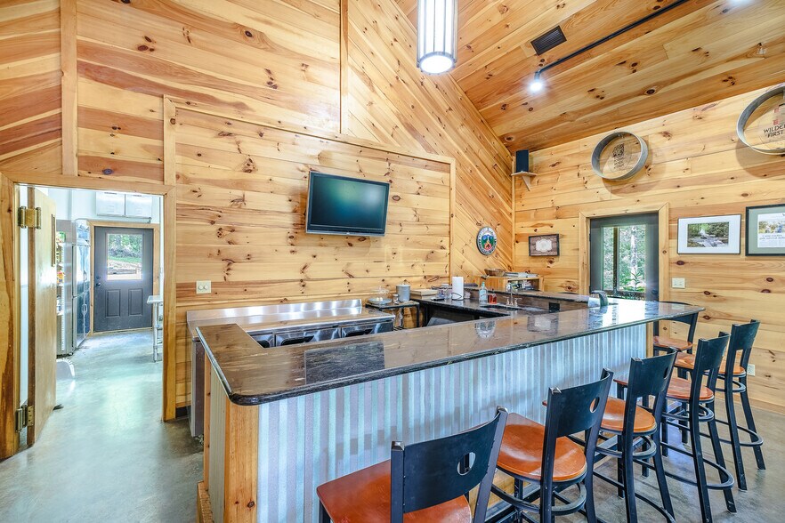 More Photos Of 57 Hemlock Ridge Ln, Catawba Lodge Meeting Hall For Sale