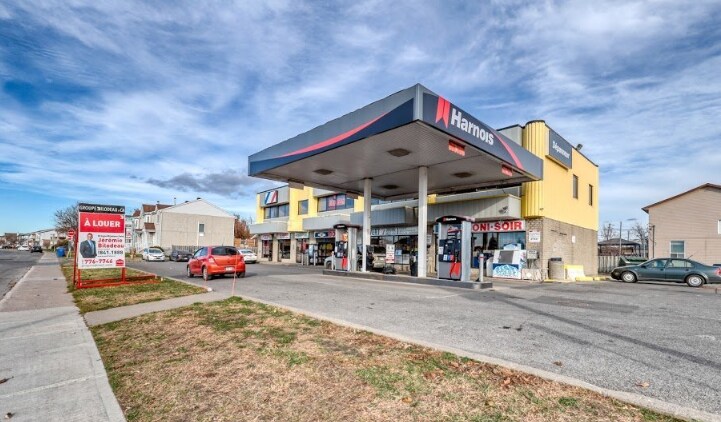 More Photos Of 248 Boul J.-A.-Paré, Repentigny Storefront Retail Office For Sale