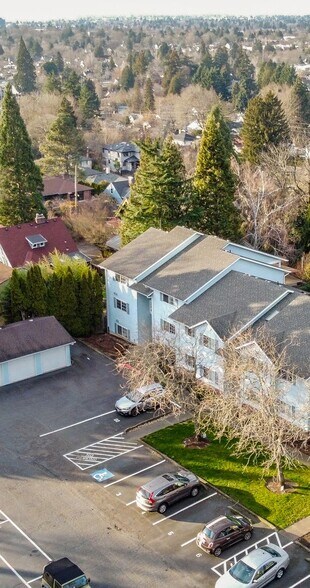 More Photos Of 723 SE 60th Ave, Portland Apartments For Sale