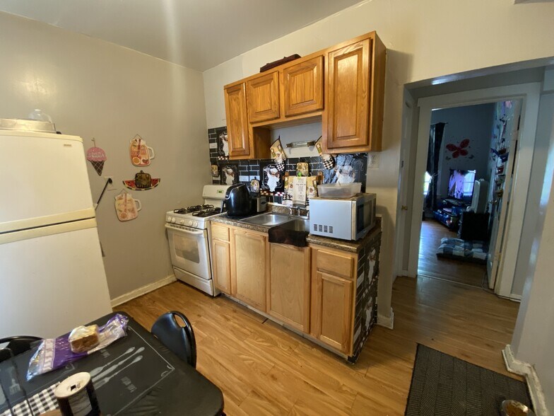 More Photos Of 5723-5735 W Washington Blvd, Chicago Apartments For Sale