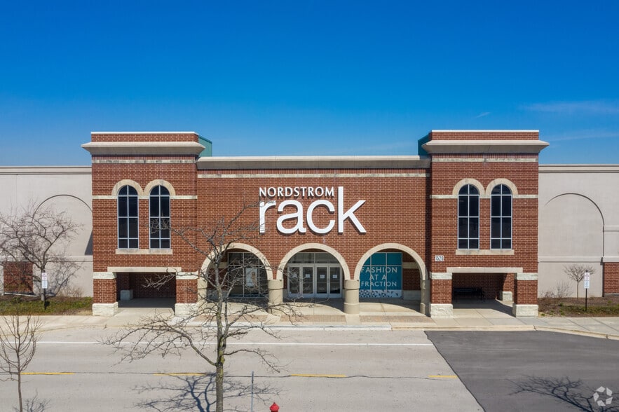 More Photos Of 1430-1540 E Golf Rd, Schaumburg Unknown For Lease