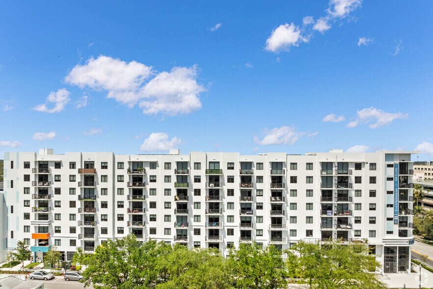 More Photos Of 609 2nd St, West Palm Beach Apartments For Lease