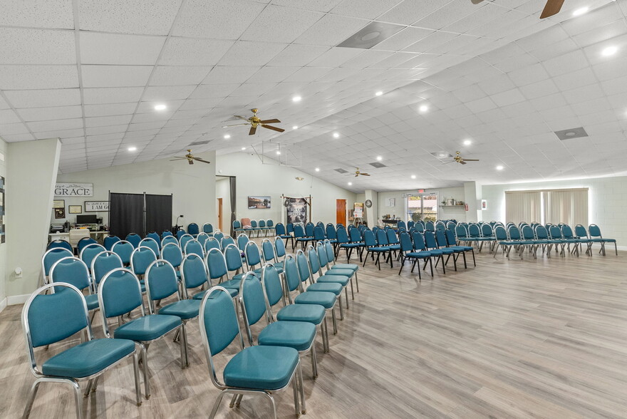 More Photos Of 201 W University Ave, Orange City Religious Facility For Sale