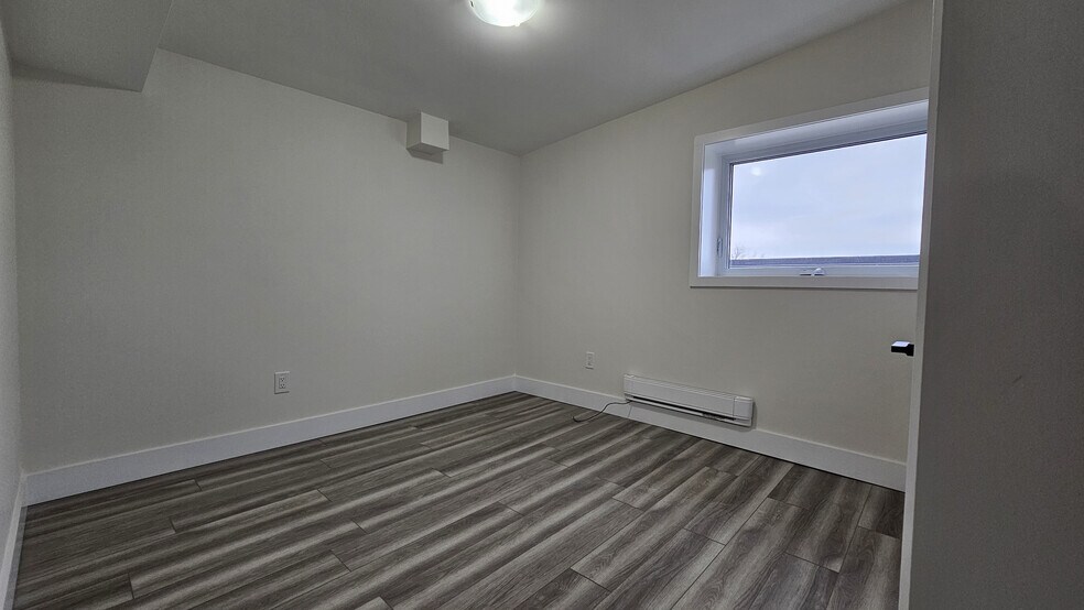 More Photos Of 363 Front St, Belleville Multifamily For Sale