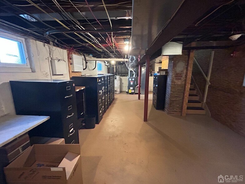 More Photos Of 227 Main St, Woodbridge Office For Sale