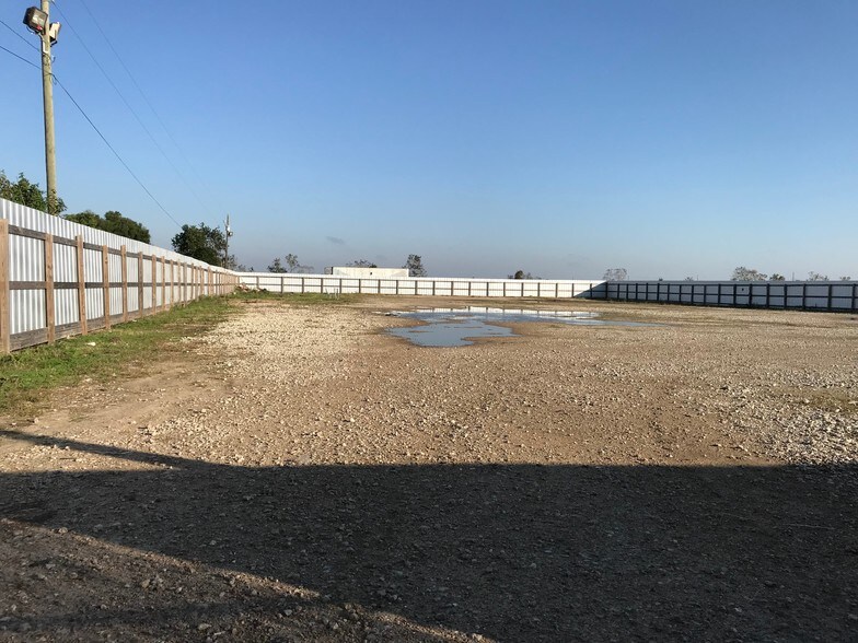 More Photos Of 2925 FM 365, Port Arthur Land For Lease