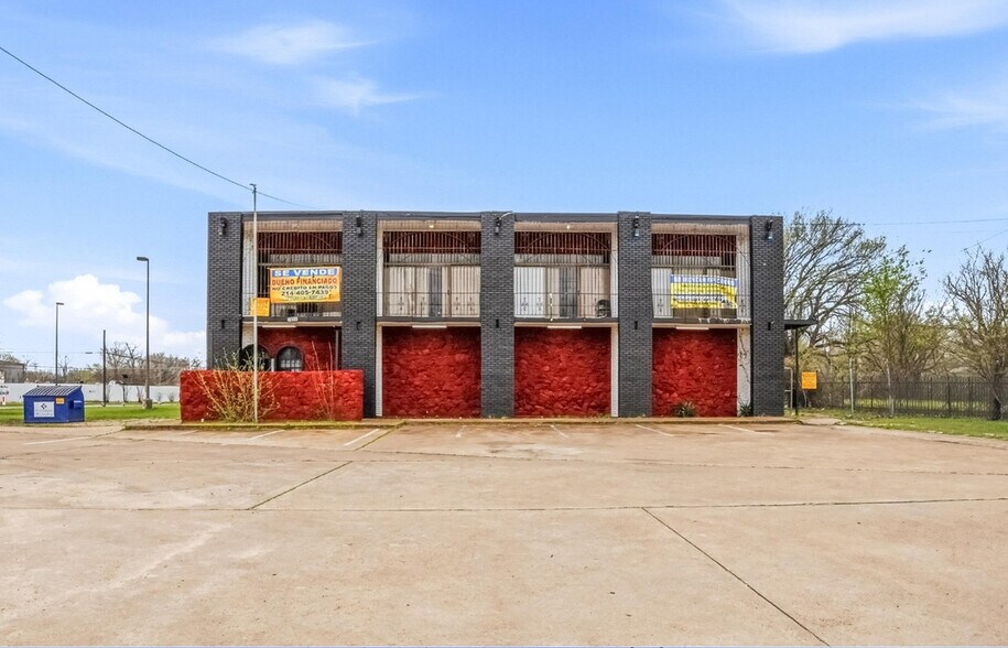 More Photos Of 2908 11th St, Dallas Office For Sale
