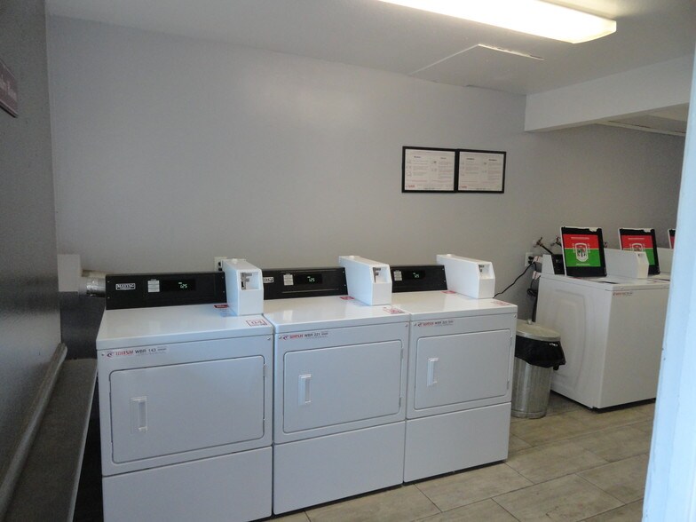 More Photos Of 315-317 B St, Roseville Apartments For Sale