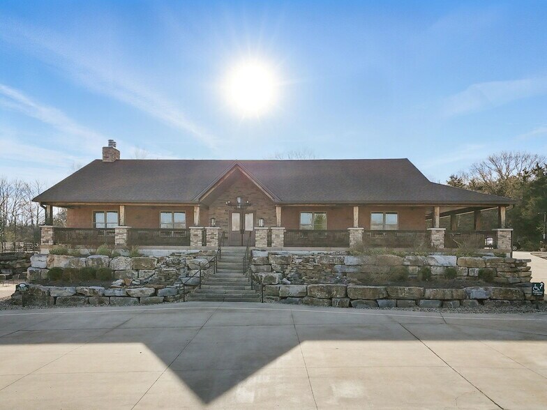 More Photos Of 3960 Highway Z, Wentzville Winery Vineyard For Sale