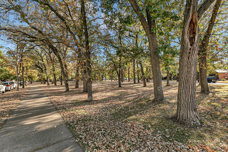 More Photos Of 430 3rd Ave NE, Saint Cloud Specialty For Sale