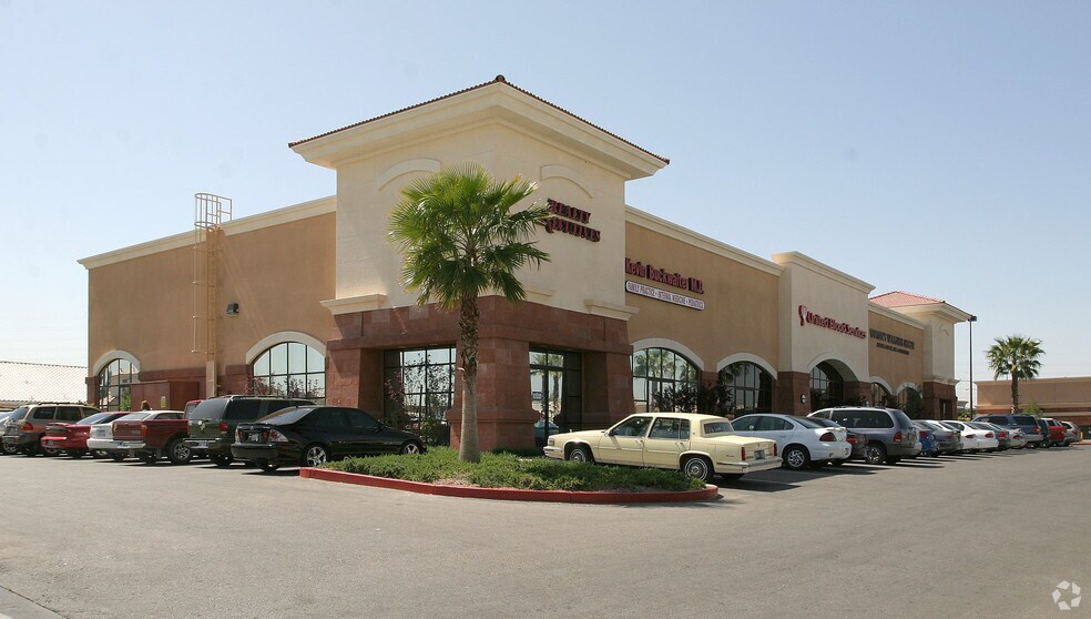 More Photos Of 10170 S Eastern Ave, Henderson Storefront Retail Office For Lease