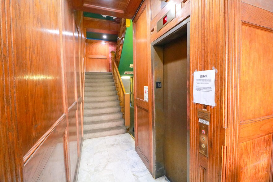 More Photos Of 619-623 S Olive St, Los Angeles Loft Creative Space For Lease