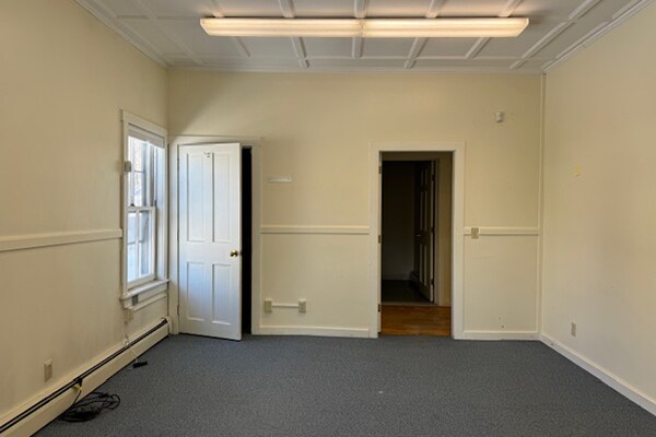 More Photos Of 9 Baldwin St, Montpelier Office For Sale