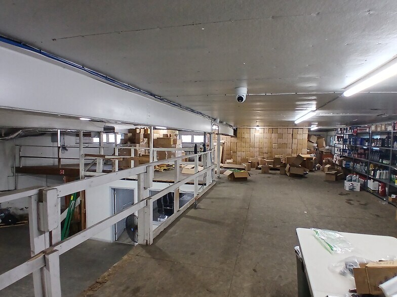 More Photos Of 20 Deyo Pl, Newburgh Warehouse For Sale