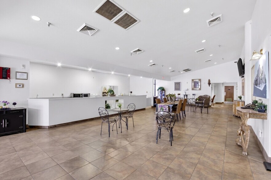 More Photos Of 1425 N Central Ave, Avondale Religious Facility For Sale