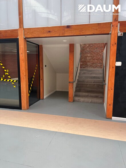 More Photos Of 800-810 S Santa Fe Ave, Los Angeles Warehouse For Lease