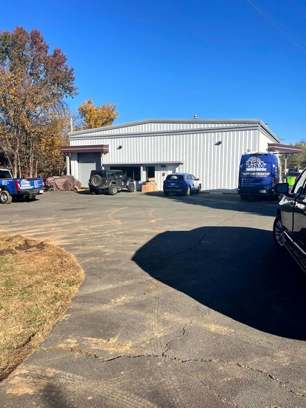 More Photos Of 8976 Wellington Rd, Manassas Industrial For Sale