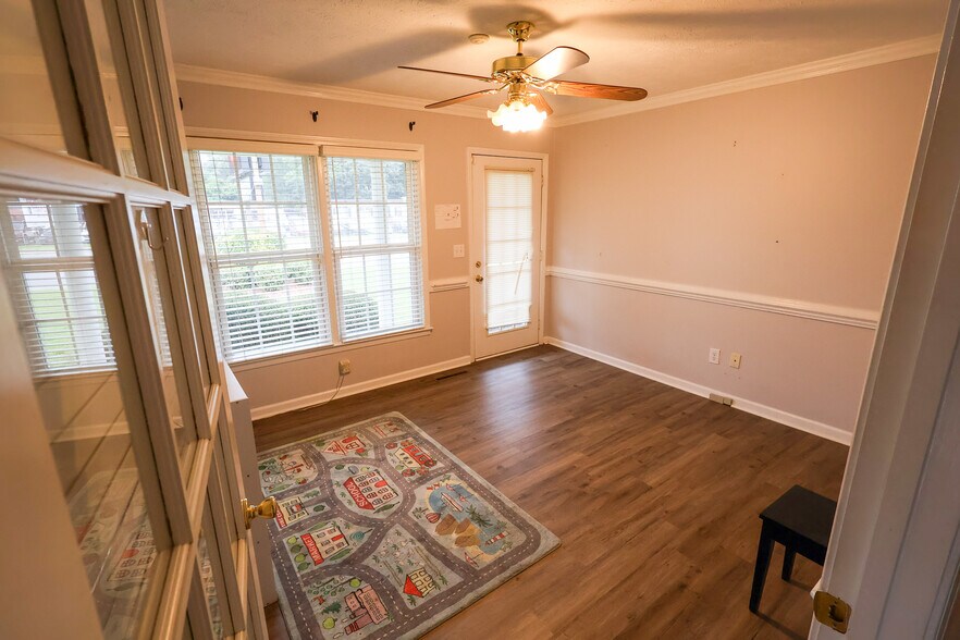 More Photos Of 2212 Hope Mills Rd, Fayetteville Office For Sale