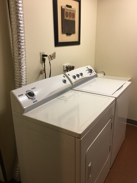 More Photos Of 130 E O'Hara St, Mc Donald Freestanding For Sale