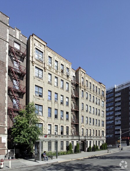 More Photos Of 3065 Grand Concourse, Bronx Apartments For Lease