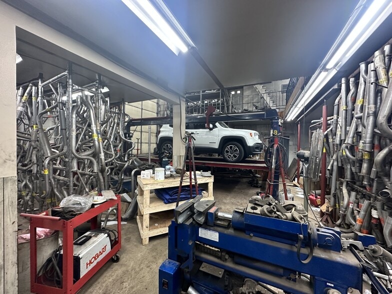 More Photos Of 6027 Ritchie Hwy, Brooklyn Freestanding For Sale