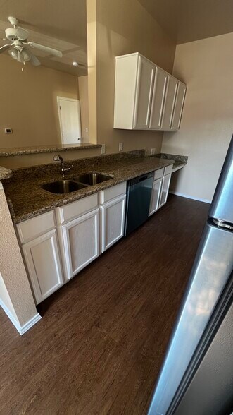 More Photos Of 1000 Diamond Dr, Boerne Apartments For Sale