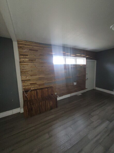 More Photos Of 2536 Indianapolis Ave, Indianapolis Apartments For Sale