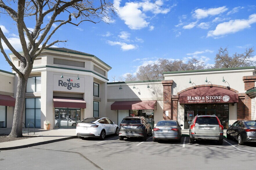 More Photos Of 70 Railroad Ave, Danville Office For Sale