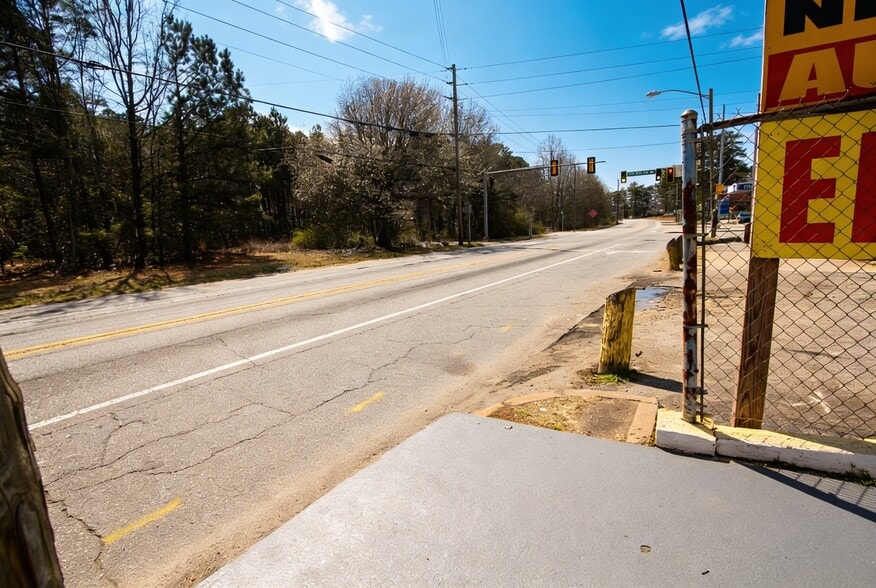 More Photos Of 3545 Roosevelt Hwy, Atlanta Auto Dealership For Sale