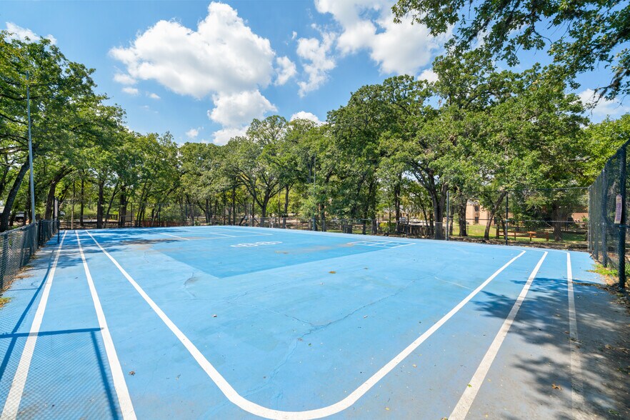 More Photos Of 3301 Providence Ave, Bryan Apartments For Sale