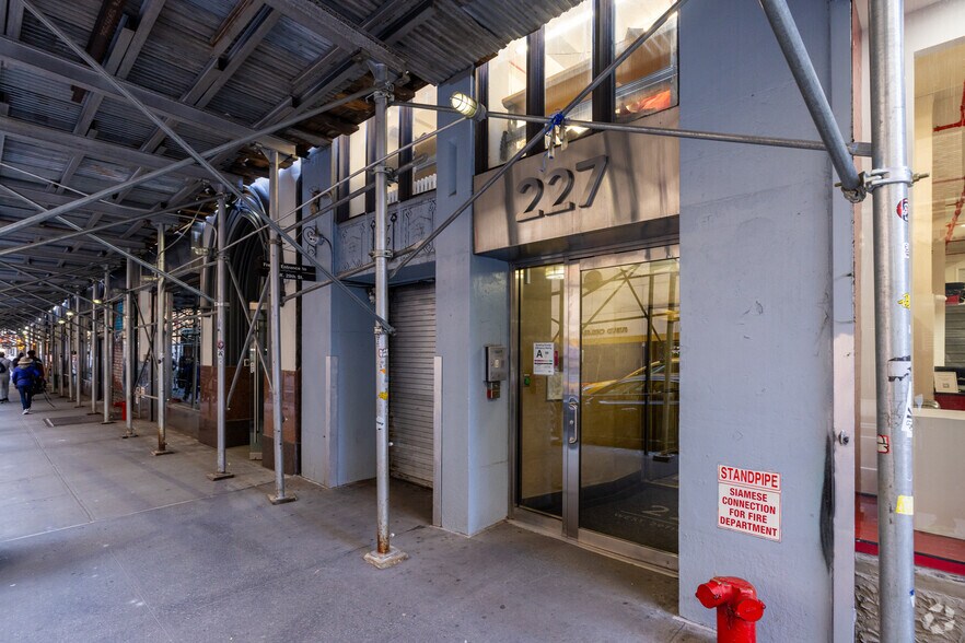 More Photos Of 227-229 W 29th St, New York Loft Creative Space For Lease