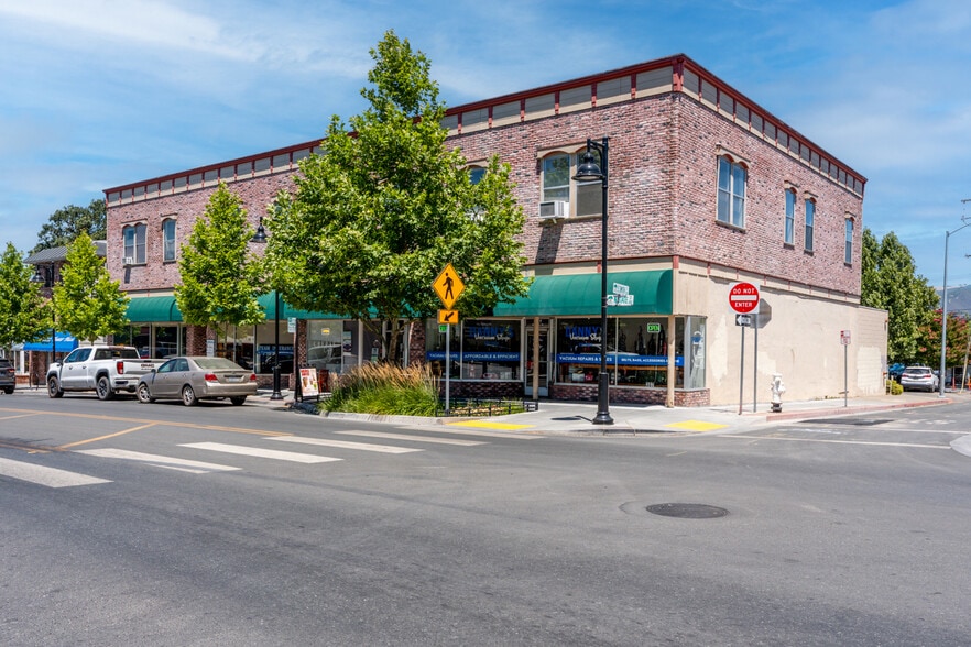 More Photos Of 307 N State St, Ukiah Office For Sale