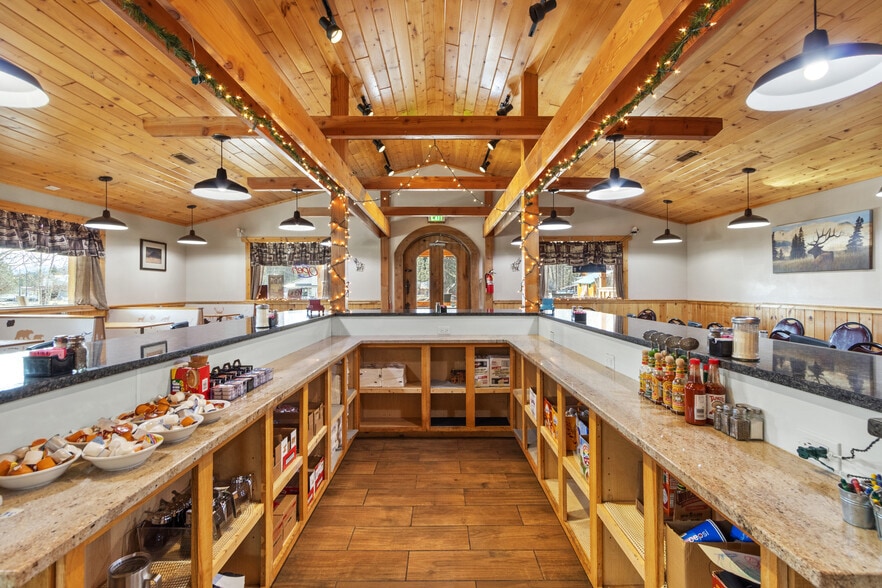 More Photos Of 200 Main st, Idaho City Specialty For Sale