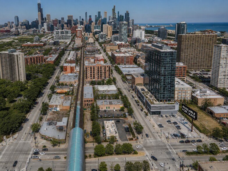 More Photos Of 49 E Cermak Rd, Chicago Restaurant For Lease