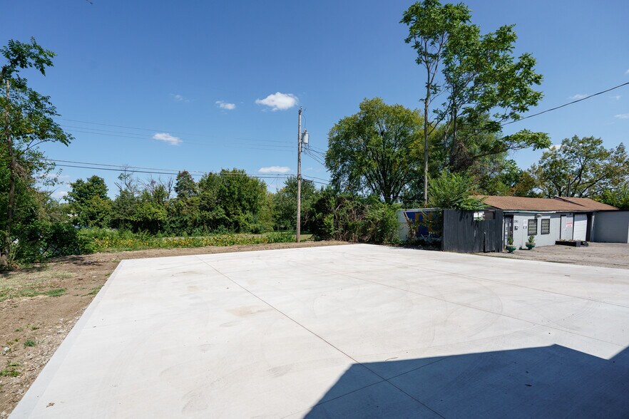 More Photos Of 3801 Salem Ave, Dayton Office For Sale