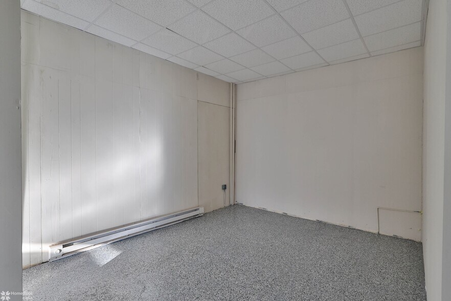 More Photos Of 501-503 N Front St, Allentown Storefront Retail Residential For Lease