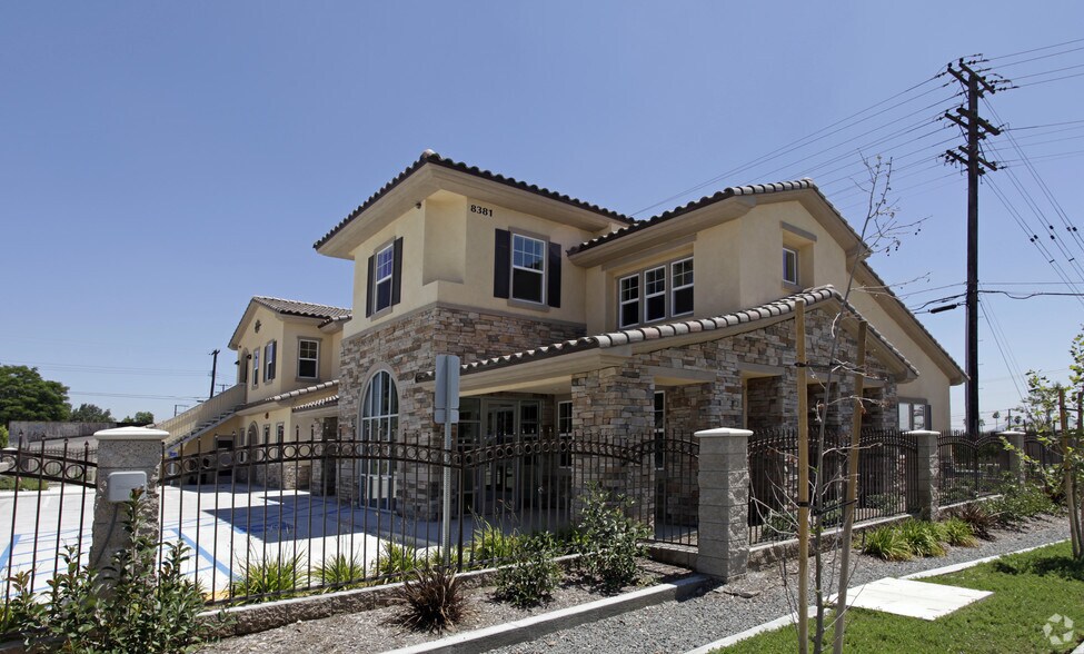 More Photos Of 8381 Juniper Ave, Fontana Medical For Lease