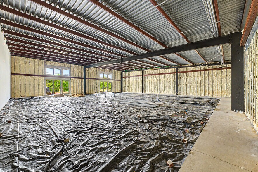 More Photos Of 4103 SW 2nd St, Bentonville Office For Lease