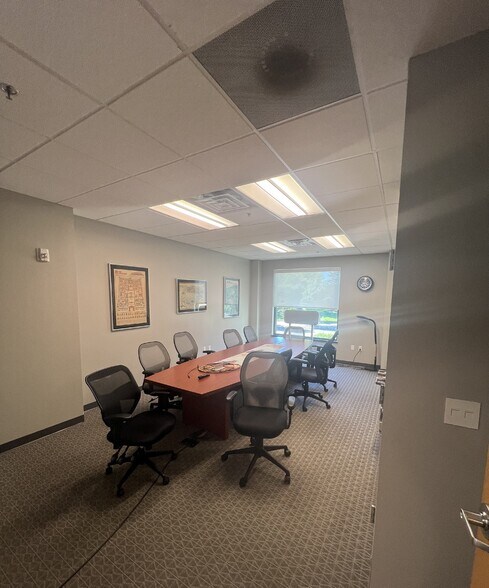 More Photos Of 45525 Grand River Ave, Novi Office For Lease