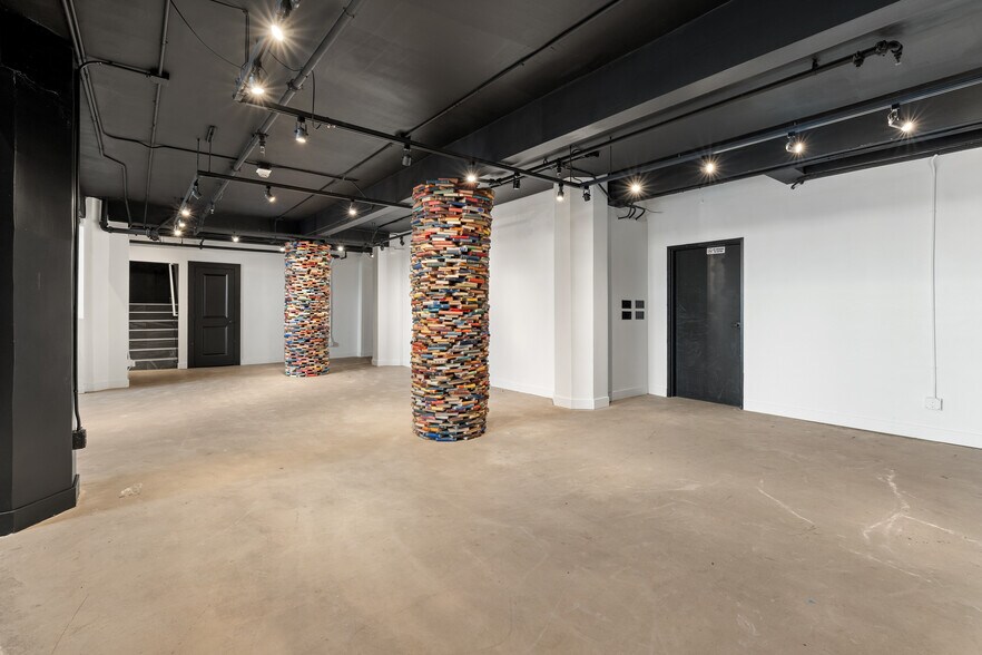 More Photos Of 950 S Broadway, Los Angeles Office For Lease