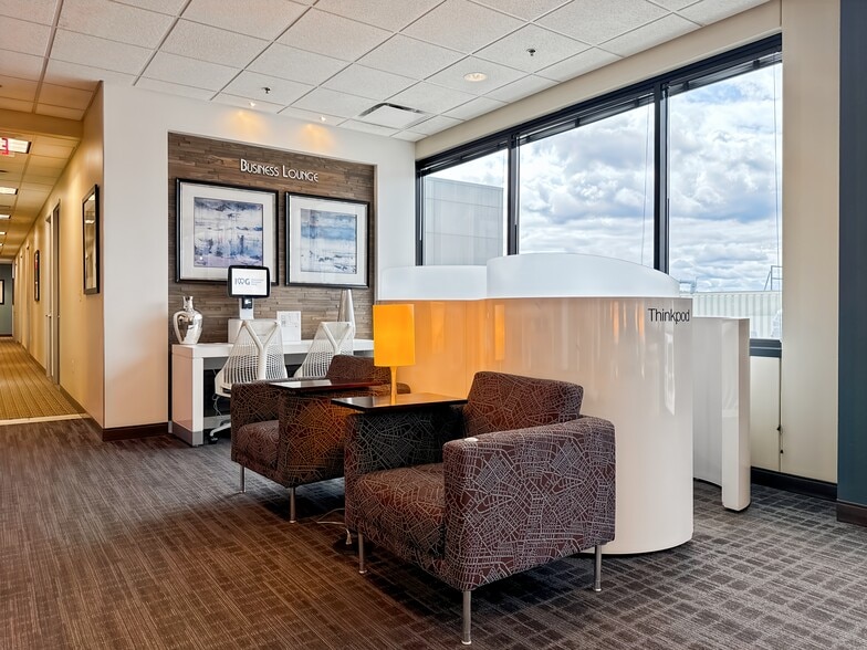 More Photos Of 1622-1650 W End Blvd, Saint Louis Park Coworking Space