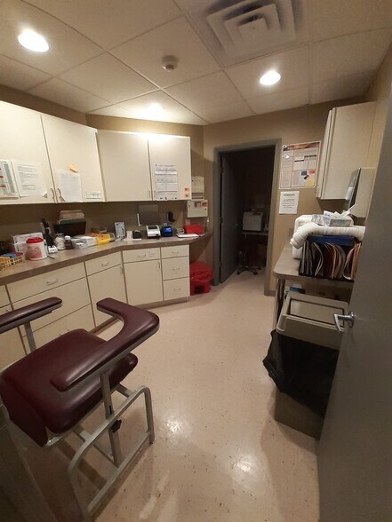 More Photos Of 3151 Columbia Blvd, Bloomsburg Medical For Lease