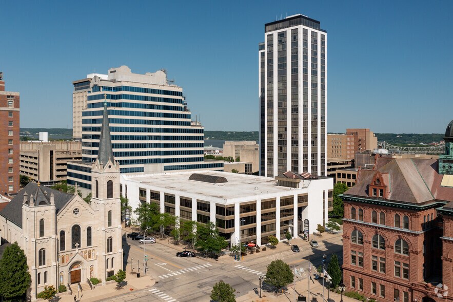 More Photos Of 456 Fulton St, Peoria Office For Lease