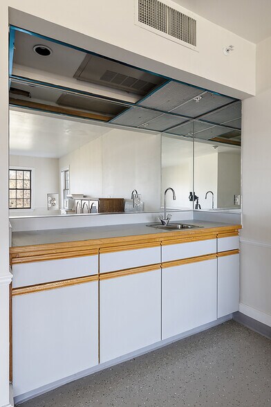 More Photos Of 9334 North River Rd, Algonac Congregate Senior Housing For Sale