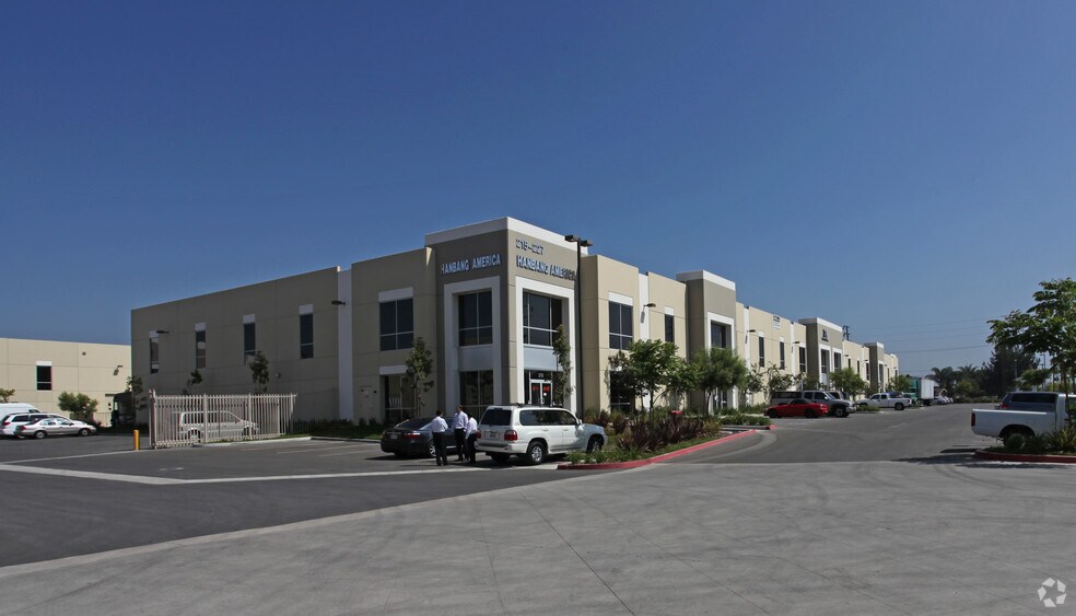 More Photos Of 139-189 N Sunset Blvd, City Of Industry Unknown For Lease